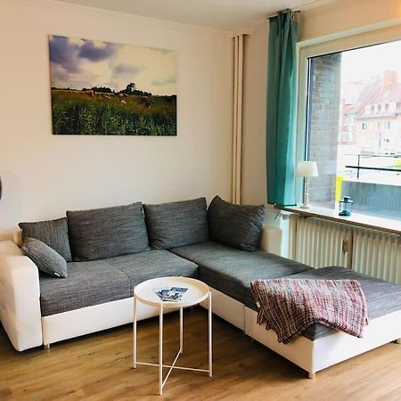 Zentrale Studio Wohnung In Emden Dış mekan fotoğraf